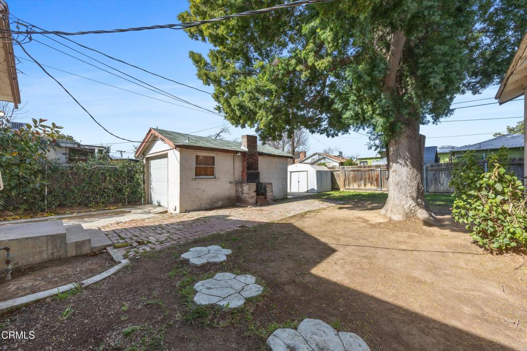 616 Ray Street Bakersfield, CA 93308 - Photo 34 of 38 39-Illuminate Photography - 616 Ray St -