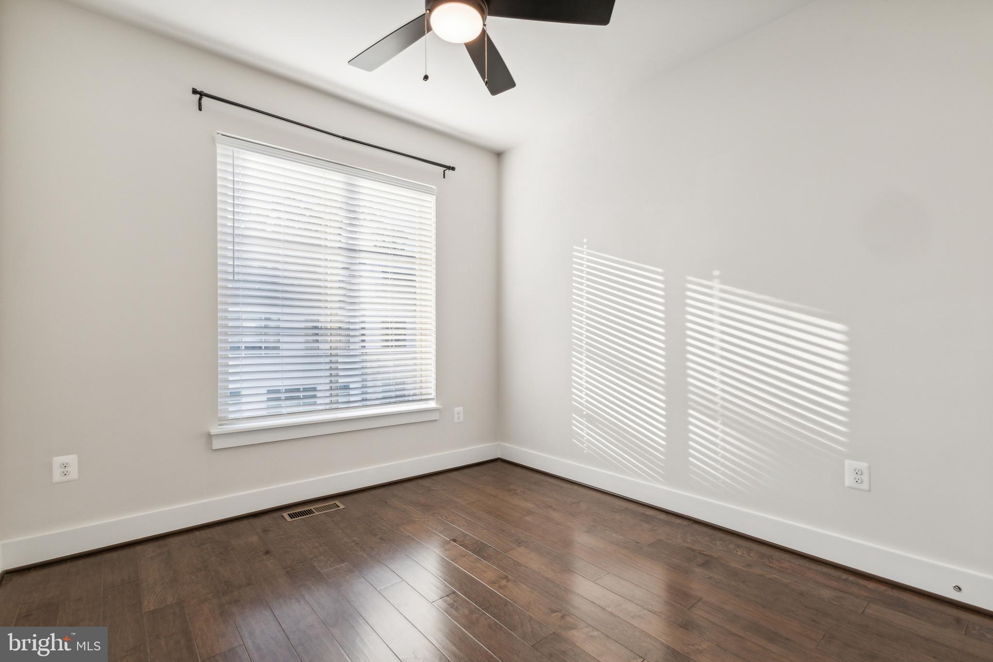 2883 Lowen Valley Road Alexandria, VA 22303 - Photo 16 of 39 Gallery Image 16