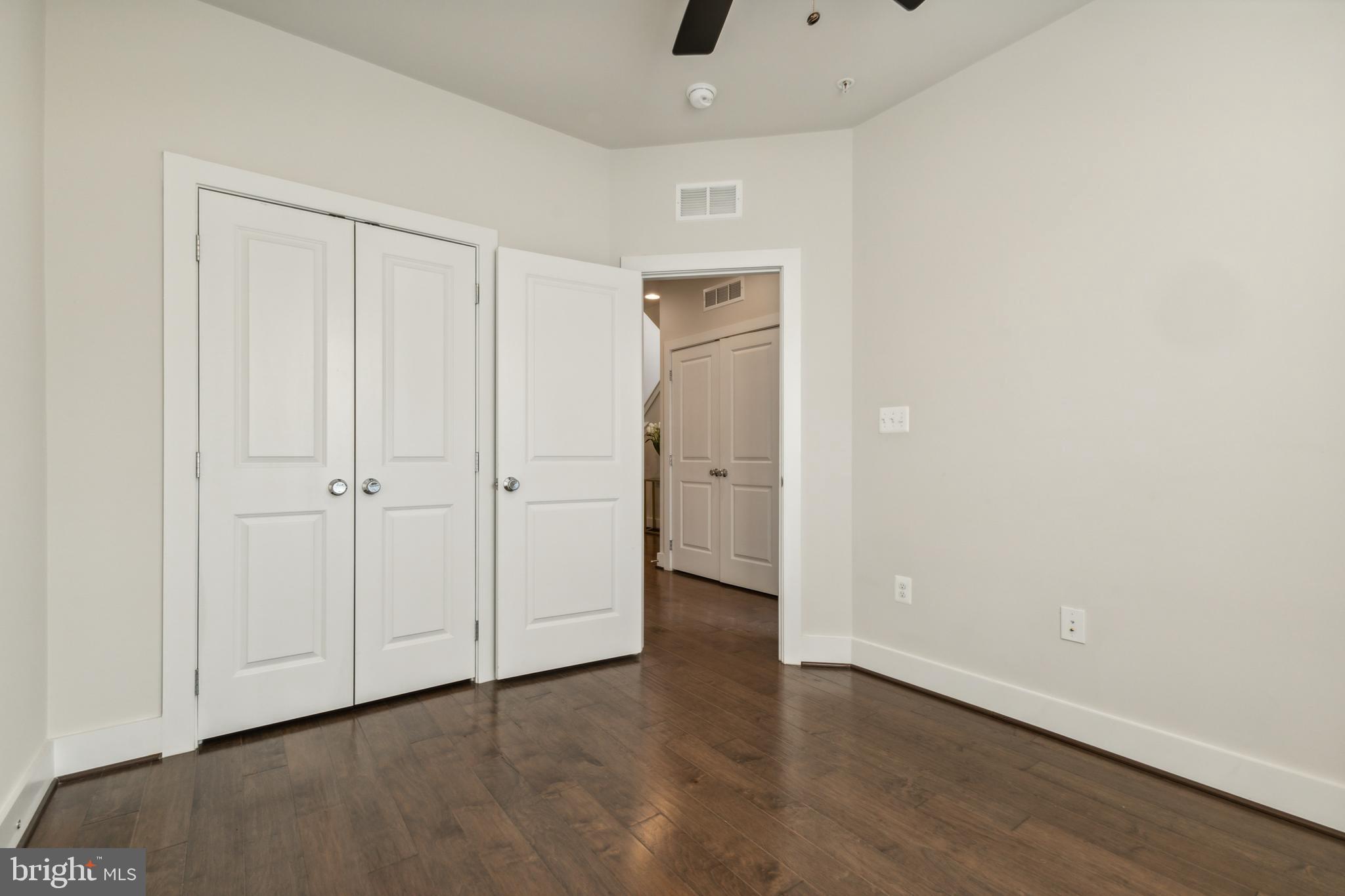 2883 Lowen Valley Road Alexandria, VA 22303 - Photo 17 of 39 Gallery Image 17