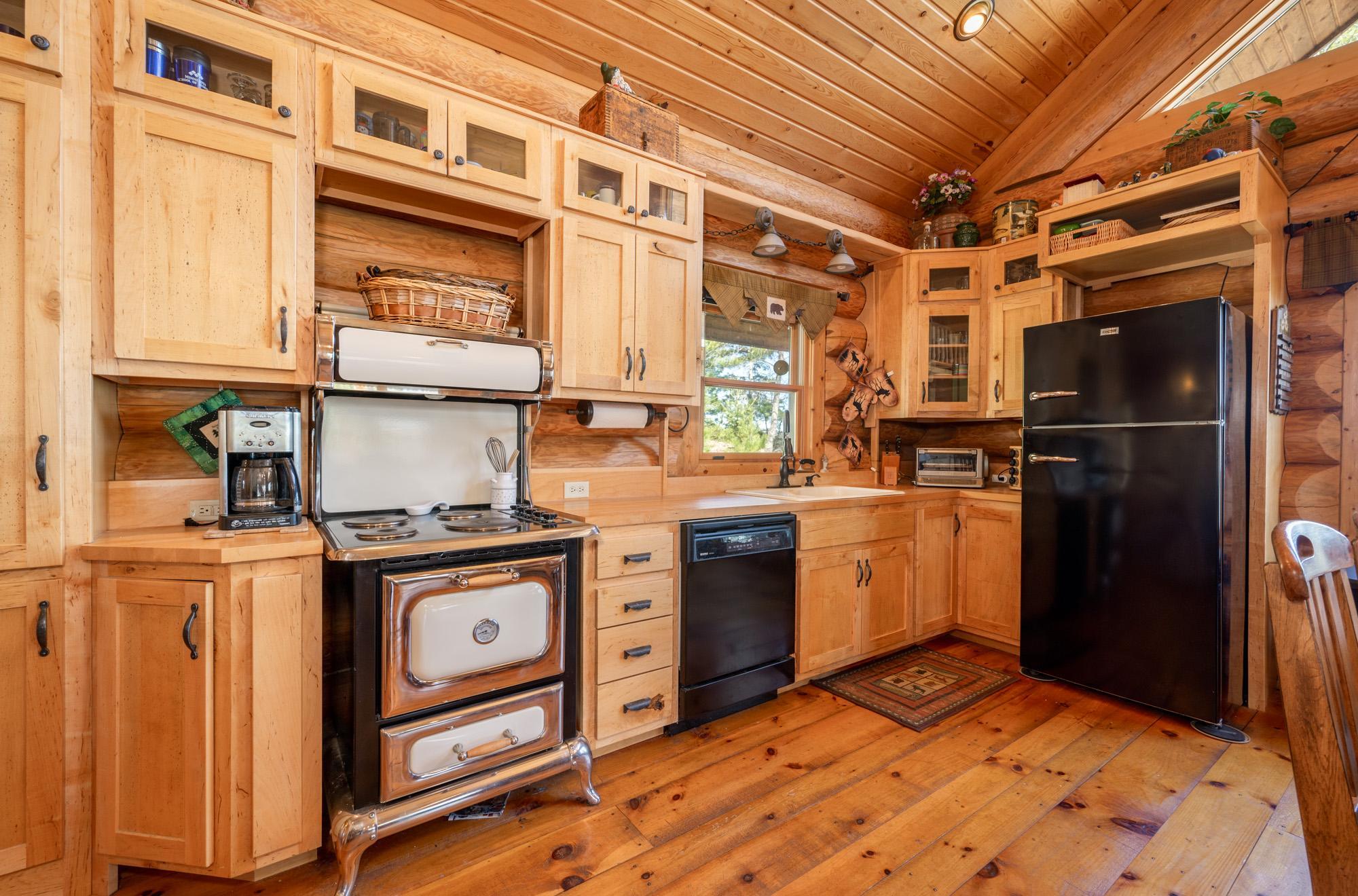 51748 Pine Point Lane Bigfork, MN 56628 - Photo 23 of 80