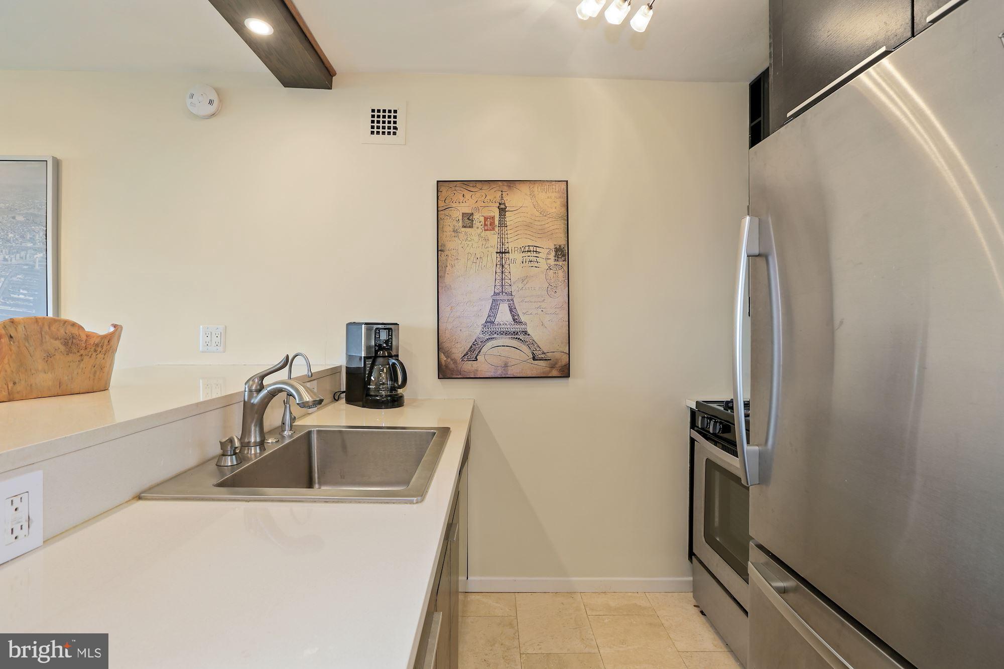 2030 F Street Northwest, Unit 606 Washington, DC 20006 - Photo 15 of 33 Kitchen