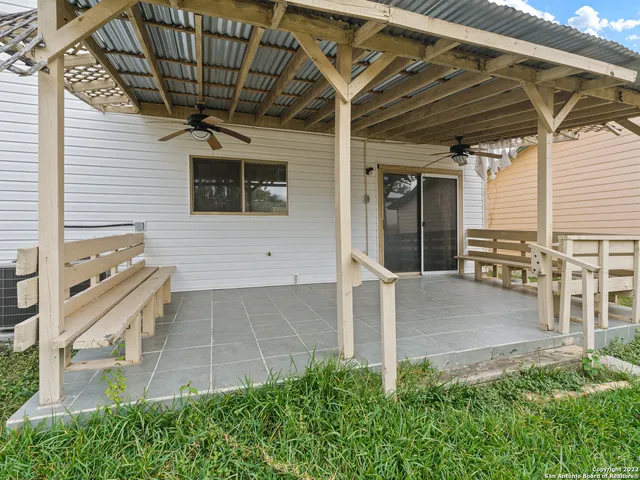 a view of outdoor space