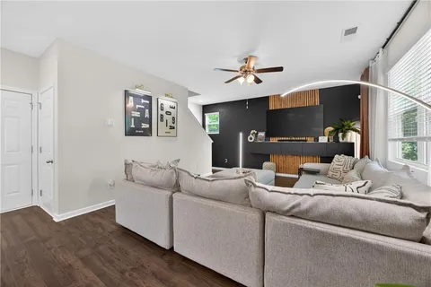 $425,000 | 1253 Richmond Court Southeast, Atlanta, GA 30354