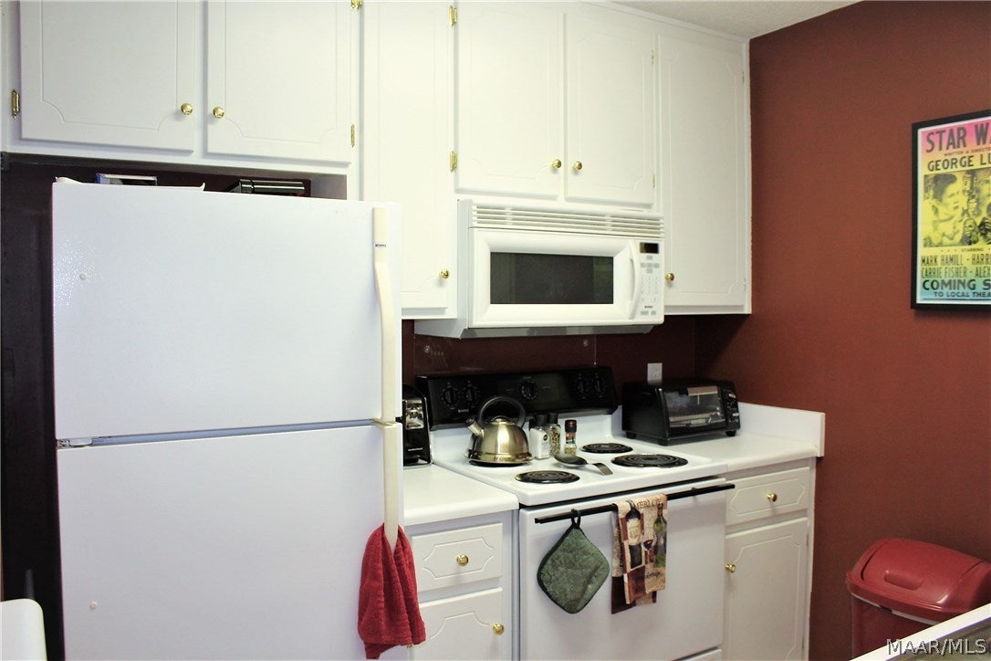 146 South Spring View Drive Enterprise, AL 36330 - Photo 12 of 40 Gallery Image 12