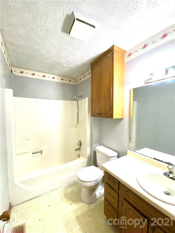 1209 Cannon Road Marion, NC 28752 - Photo 16 of 29 Gallery Image 16