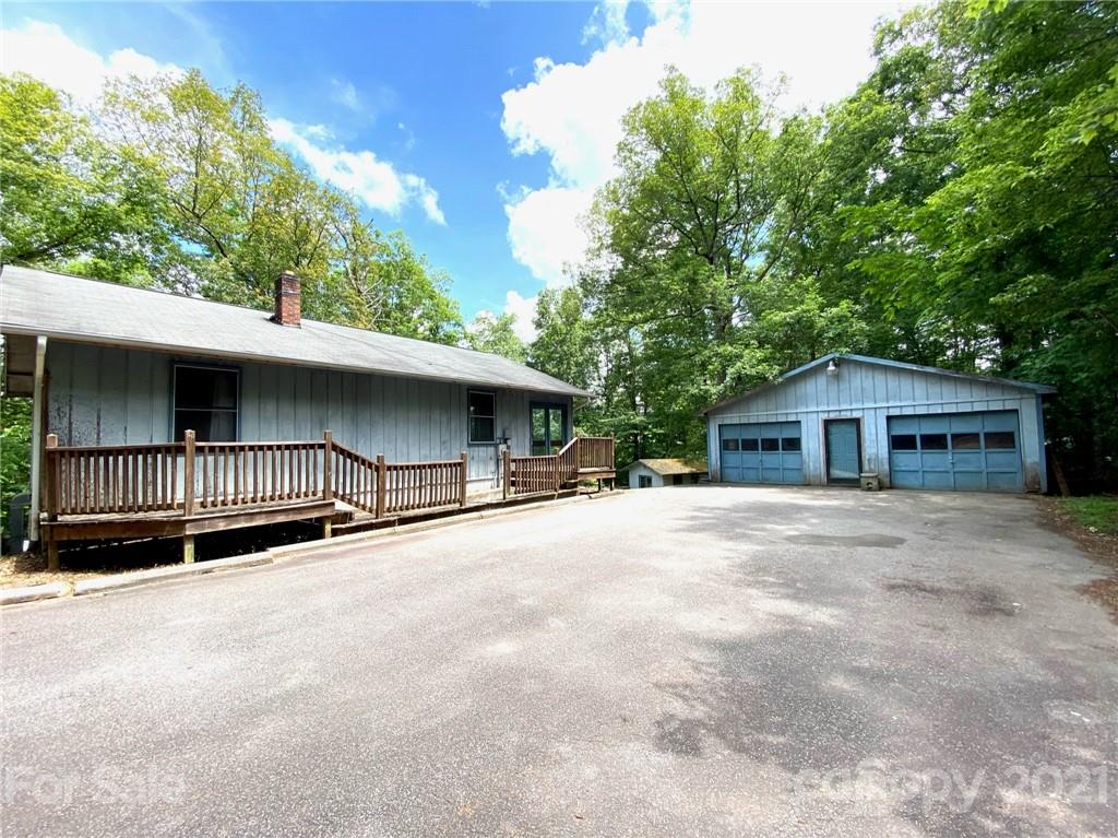 1209 Cannon Road Marion, NC 28752 - Photo 3 of 29 Gallery Image 3