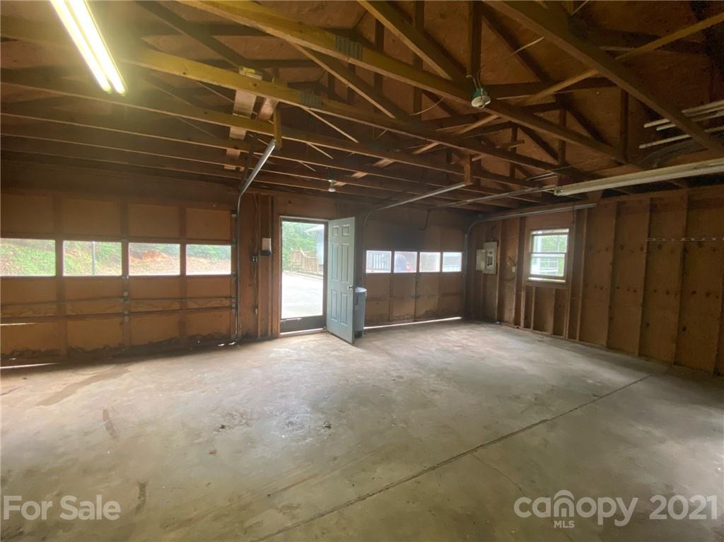 1209 Cannon Road Marion, NC 28752 - Photo 23 of 29 Gallery Image 23
