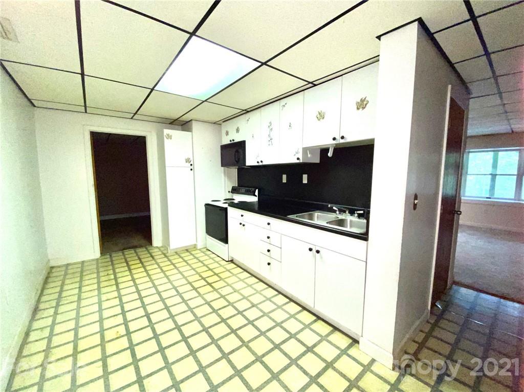 1209 Cannon Road Marion, NC 28752 - Photo 25 of 29 Gallery Image 25