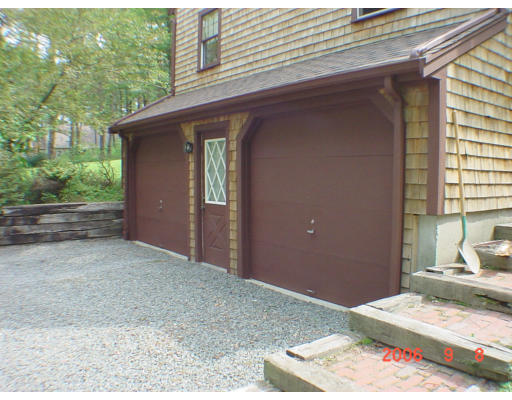 46-48 Upland Road Plympton, MA 02367 - Photo 3 of 12 Gallery Image 3
