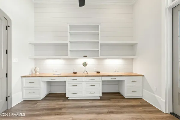 $5,750 | 109 Trailing Oaks Drive, Youngsville, LA 70592