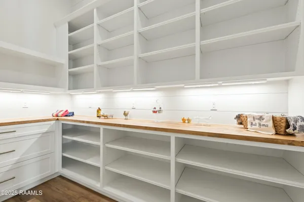 $5,750 | 109 Trailing Oaks Drive, Youngsville, LA 70592