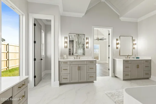 $5,750 | 109 Trailing Oaks Drive, Youngsville, LA 70592