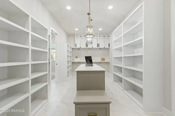 $5,750 | 109 Trailing Oaks Drive, Youngsville, LA 70592