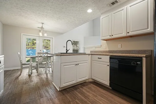 $330,000 | 190 Ilex Drive, Canton, GA 30114