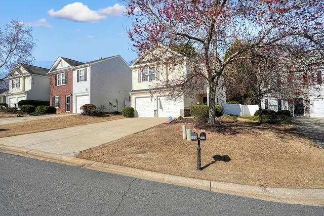 $330,000 | 190 Ilex Drive, Canton, GA 30114