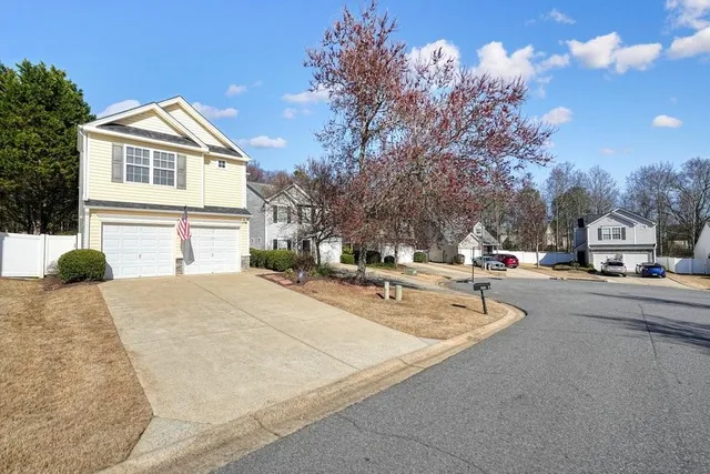 $330,000 | 190 Ilex Drive, Canton, GA 30114