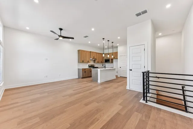 $524,999 | 200 West 56th Street, Unit 2102, Austin, TX 78751