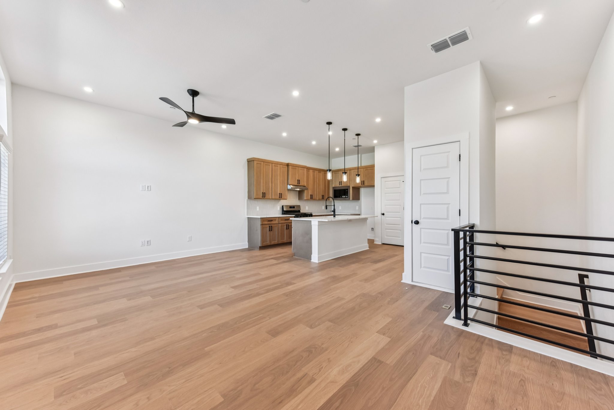 200 West 56th Street, Unit 2102 Austin, TX 78751 - Photo 5 of 40