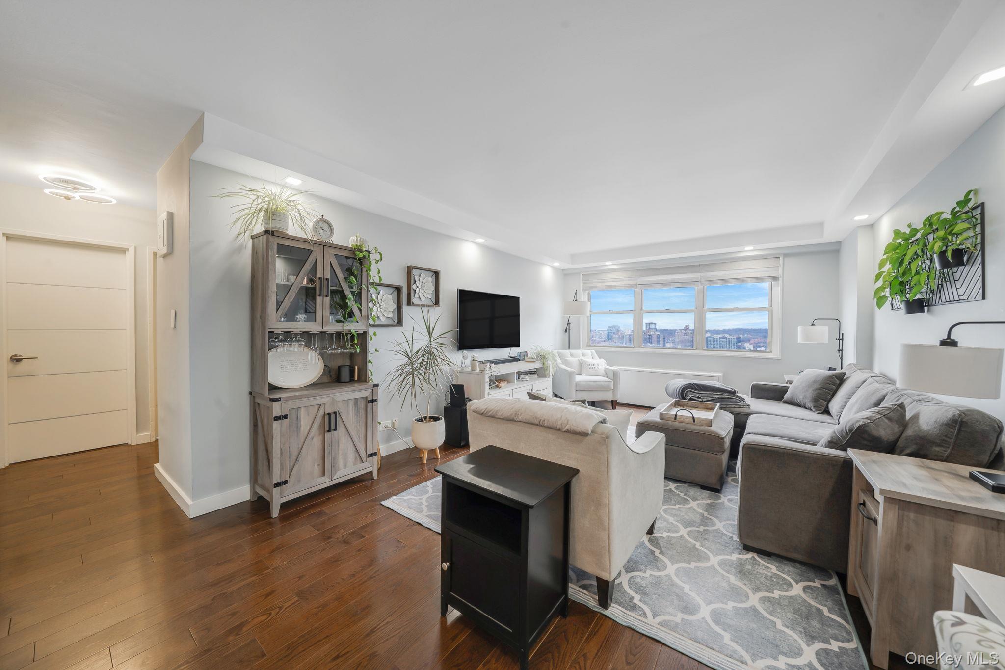 102-30 66th Road, Unit 21H Queens, NY 11375 - Photo 9 of 21