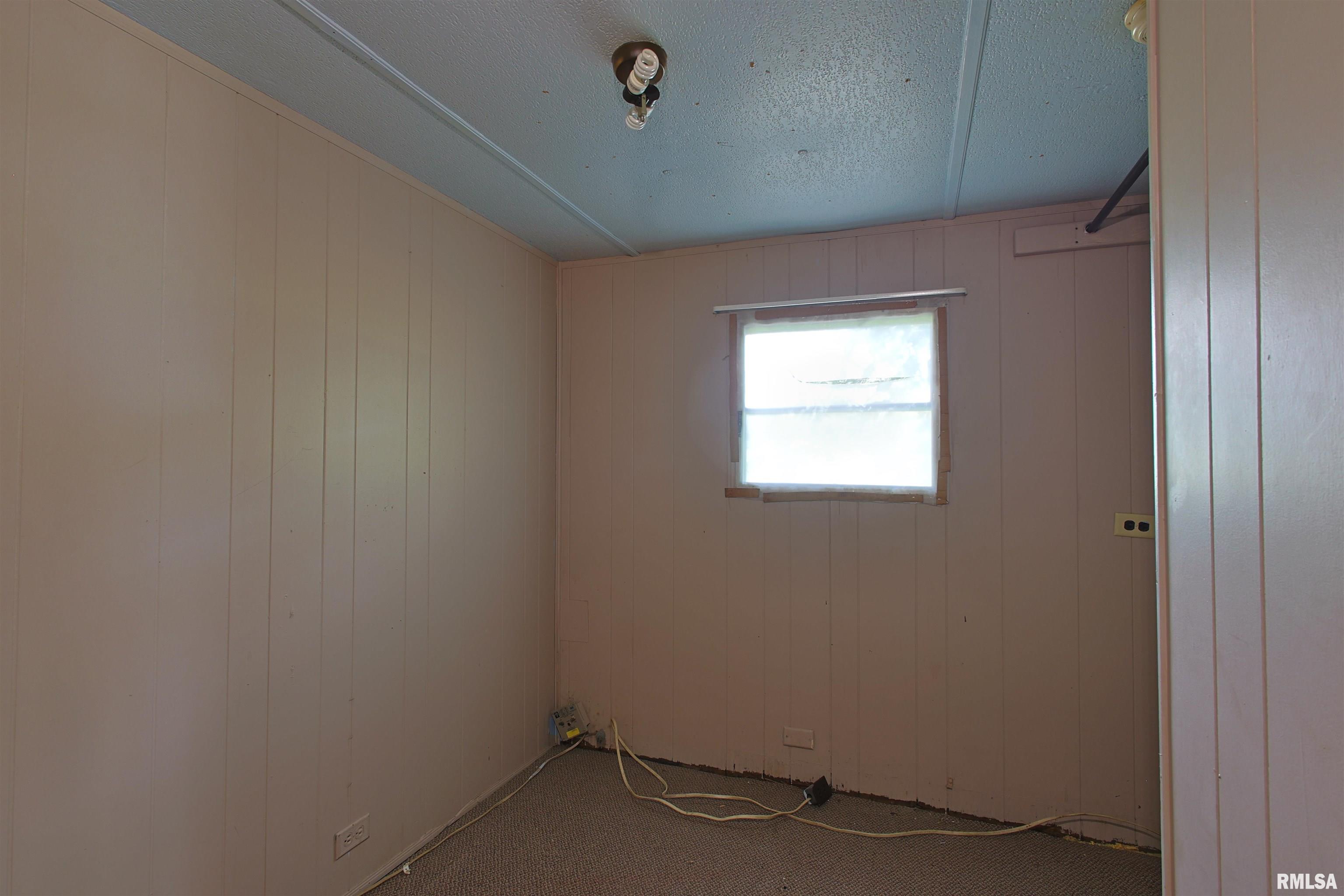 1100 Dial Street Benton, IL 62812 - Photo 7 of 12