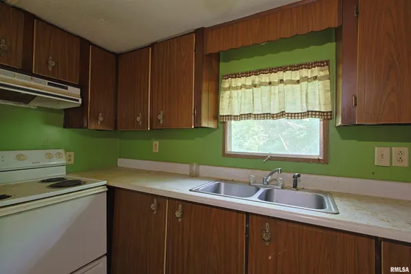 $21,500 | 1100 Dial Street, Benton, IL 62812