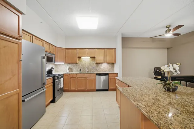 $355,000 | 1479 North Milwaukee Avenue, Unit 312, Libertyville, IL 60048