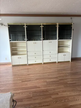 $1,500 | 700 Village Green Court, Unit 306, Palm Springs, FL 33461