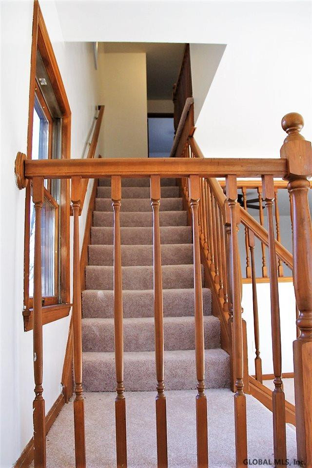 81 Osborne Road Colonie, NY 12205 - Photo 11 of 23 Photo 11