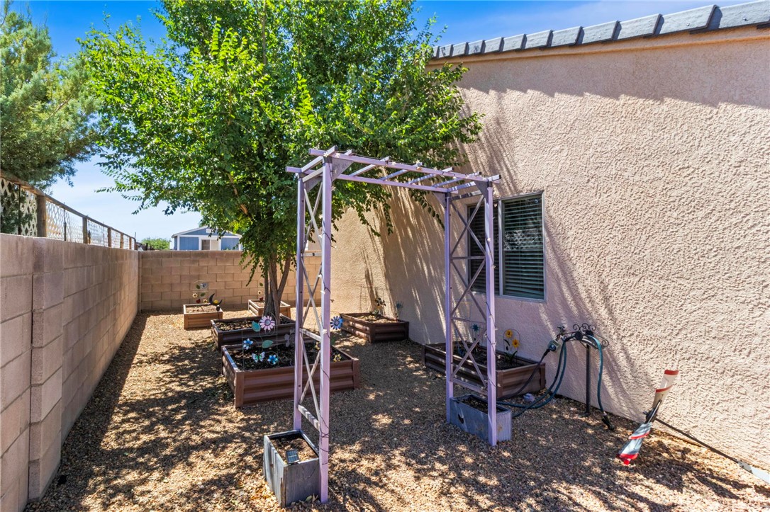 2644 Simms Avenue Kingman, AZ 86401 - Photo 35 of 40