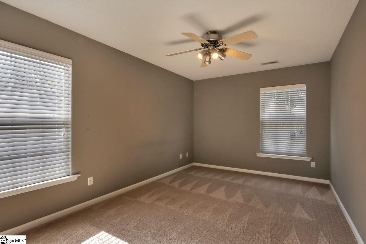 302 Rivereen Way Simpsonville, SC 29680 - Photo 13 of 19 Gallery Image 13