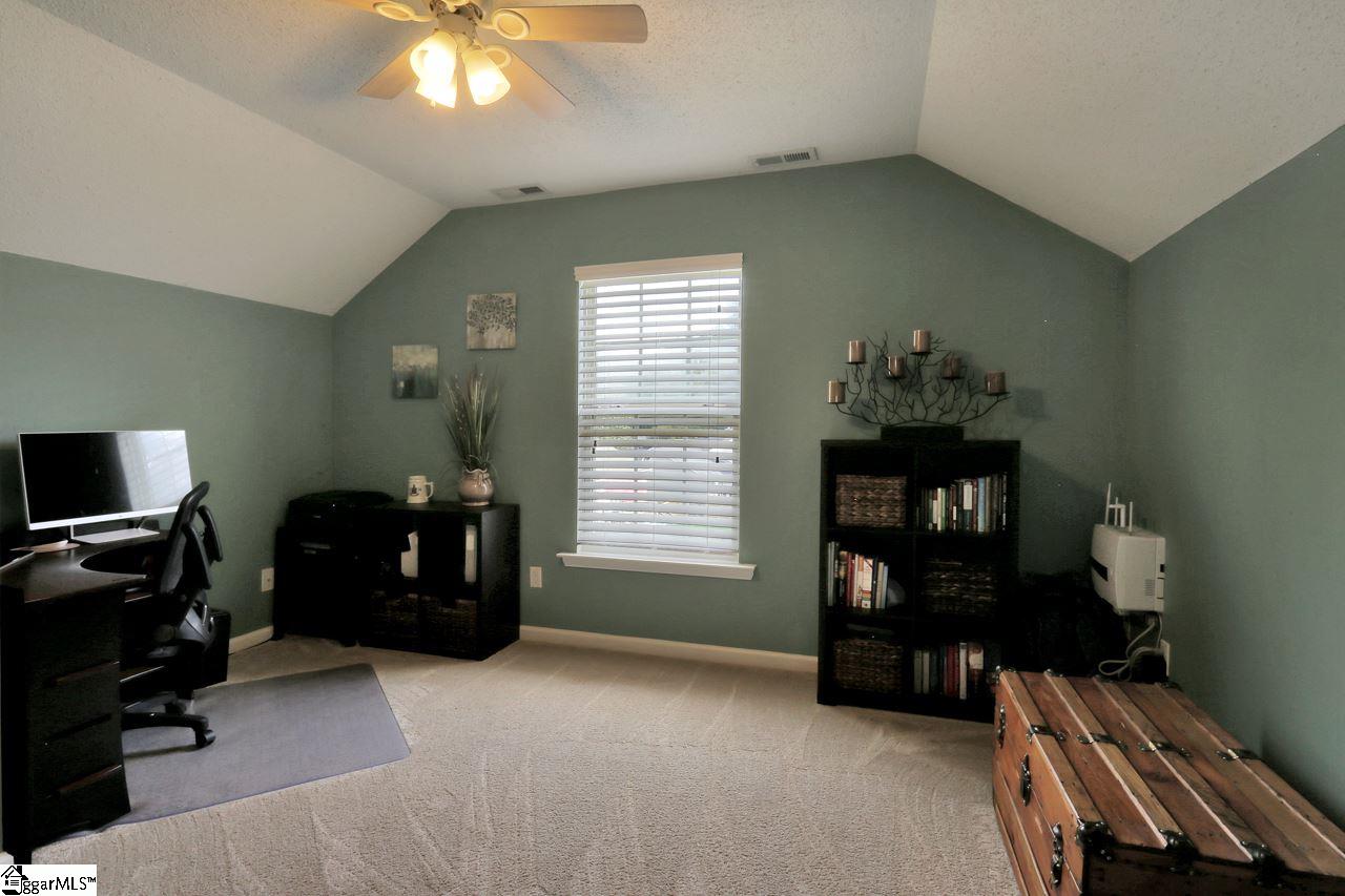 302 Rivereen Way Simpsonville, SC 29680 - Photo 15 of 19 Gallery Image 15