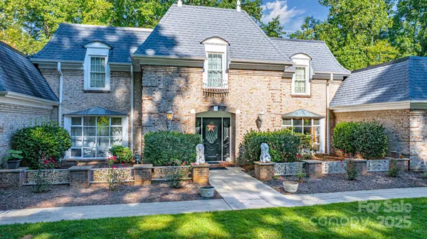 $549,000 | 390 Forest Heights Drive, Marion, NC 28752