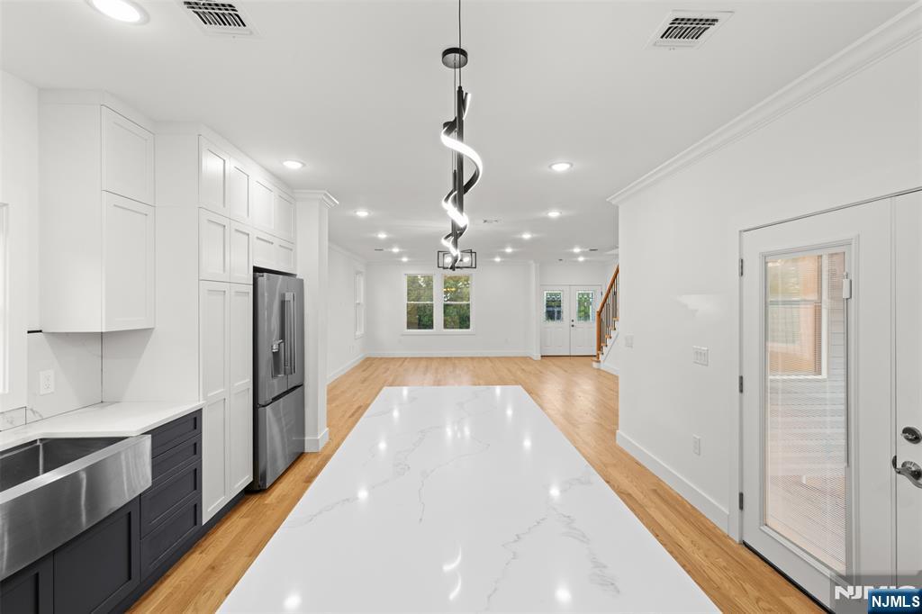 459 Washington Avenue Rutherford, NJ 07070 - Photo 19 of 39