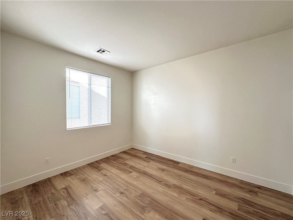 8476 Trudeau Avenue Las Vegas, NV 89143 - Photo 14 of 16