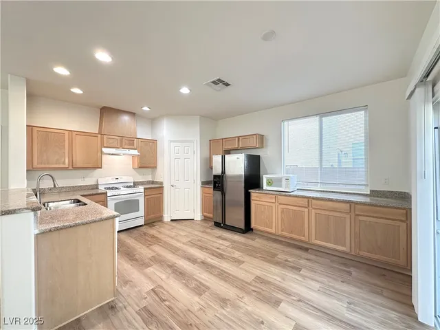 $1,845 | 8476 Trudeau Avenue, Las Vegas, NV 89143