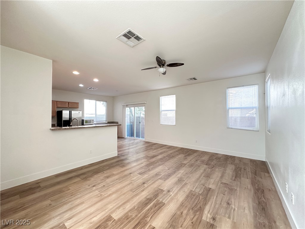 8476 Trudeau Avenue Las Vegas, NV 89143 - Photo 4 of 16