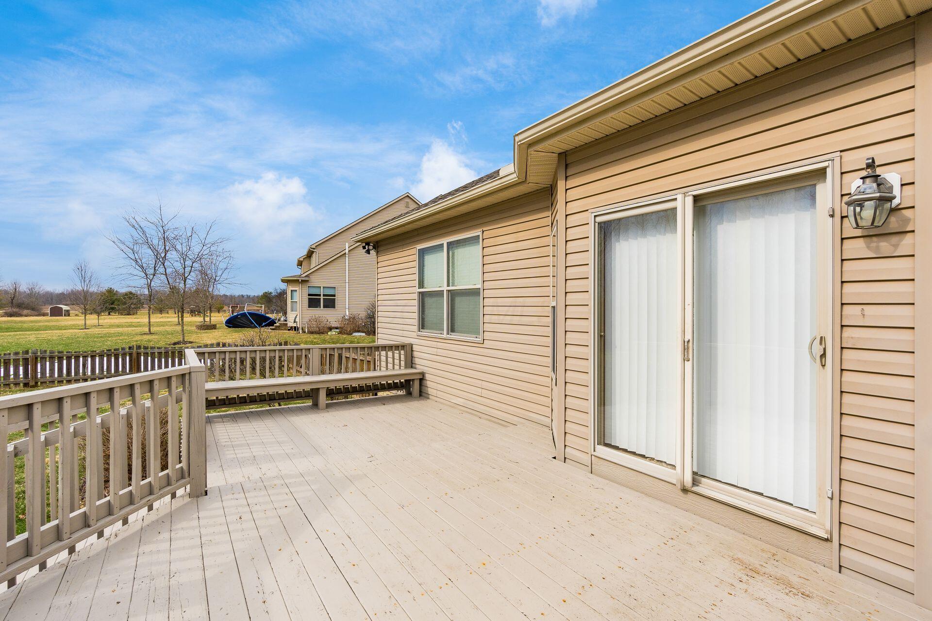 121 Harvest Ridge Avenue Pataskala, OH 43062 - Photo 44 of 67 Deck