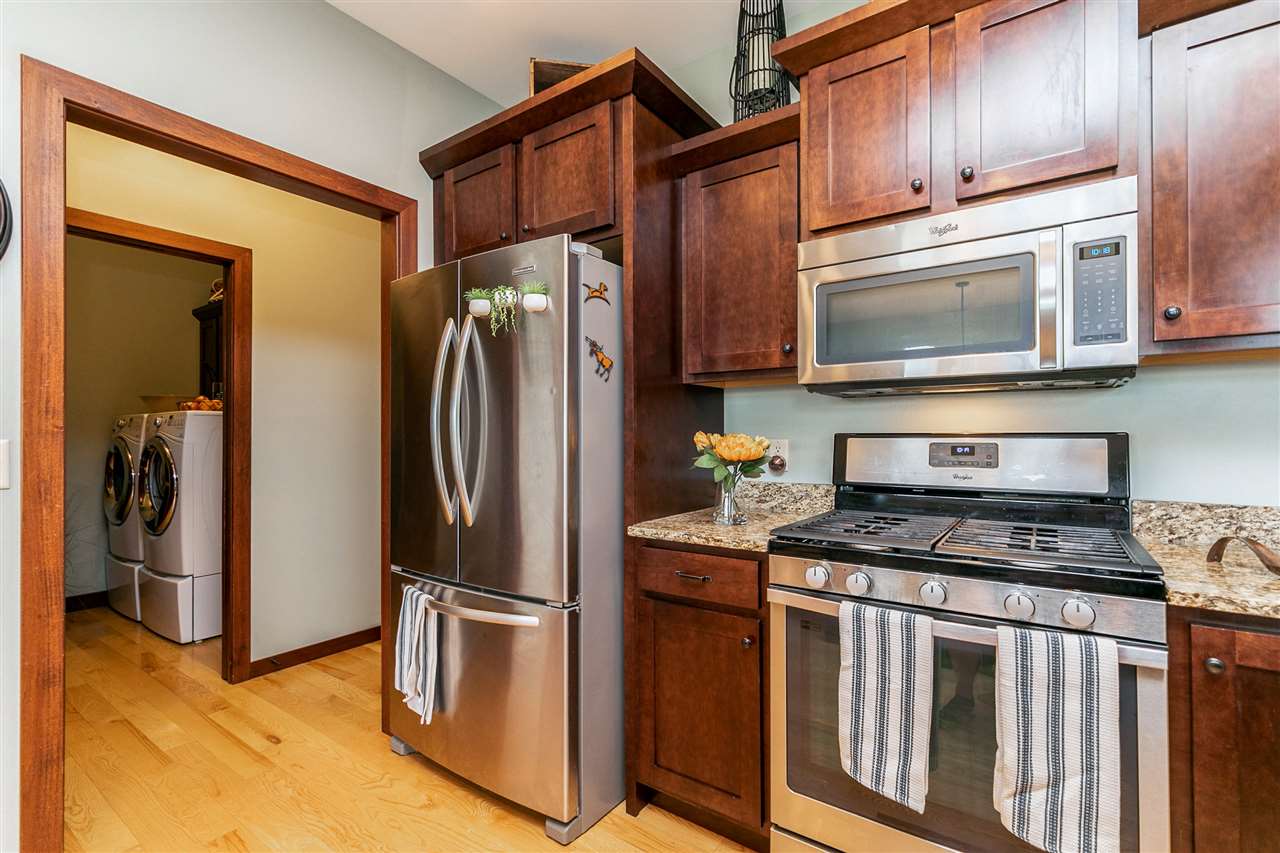 1105 Wood Lily Road Solon, IA 52333 - Photo 19 of 46 Gallery Image 19