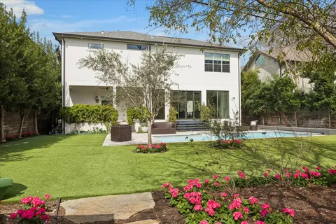 $2,899,000 | 4921 Holly Street, Bellaire, TX 77401
