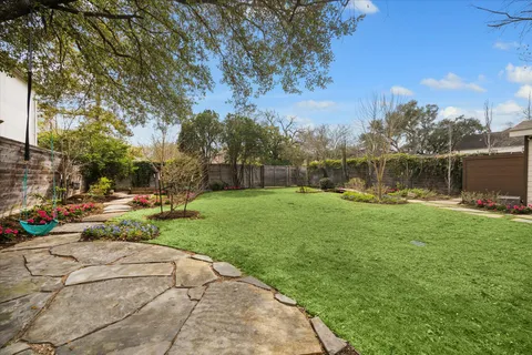 $2,899,000 | 4921 Holly Street, Bellaire, TX 77401