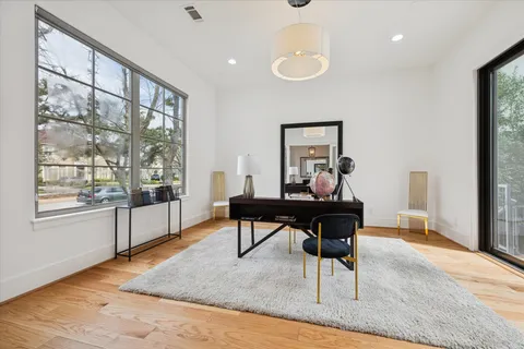 $2,899,000 | 4921 Holly Street, Bellaire, TX 77401