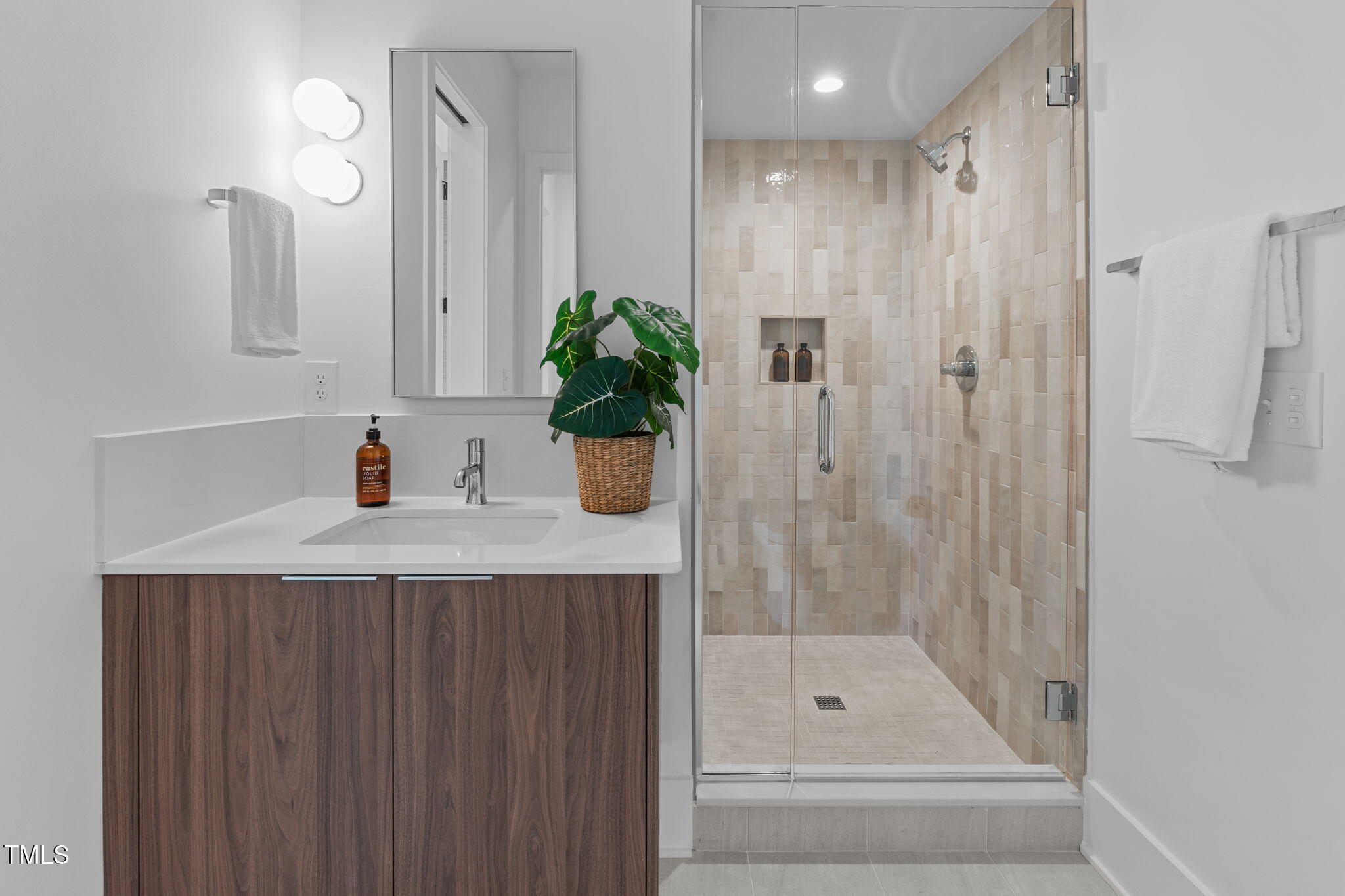 1406 Lyon Street, Unit 101 Raleigh, NC 27608 - Photo 51 of 62 52