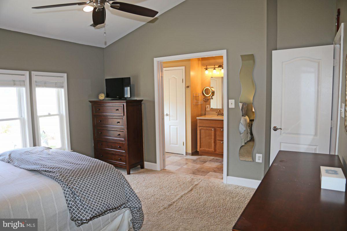 103 Meherrin Terrace Southwest Leesburg, VA 20175 - Photo 14 of 22 Interior (General)