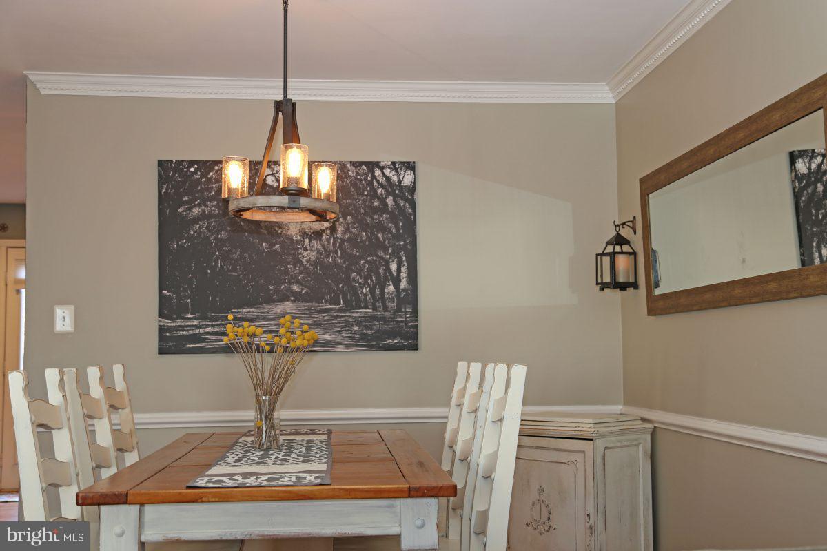 103 Meherrin Terrace Southwest Leesburg, VA 20175 - Photo 8 of 22 Interior (General)