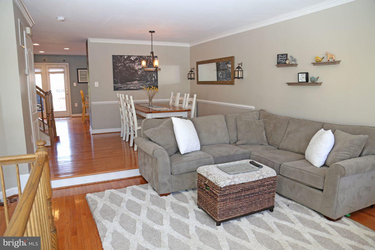 103 Meherrin Terrace Southwest Leesburg, VA 20175 - Photo 9 of 22 Interior (General)
