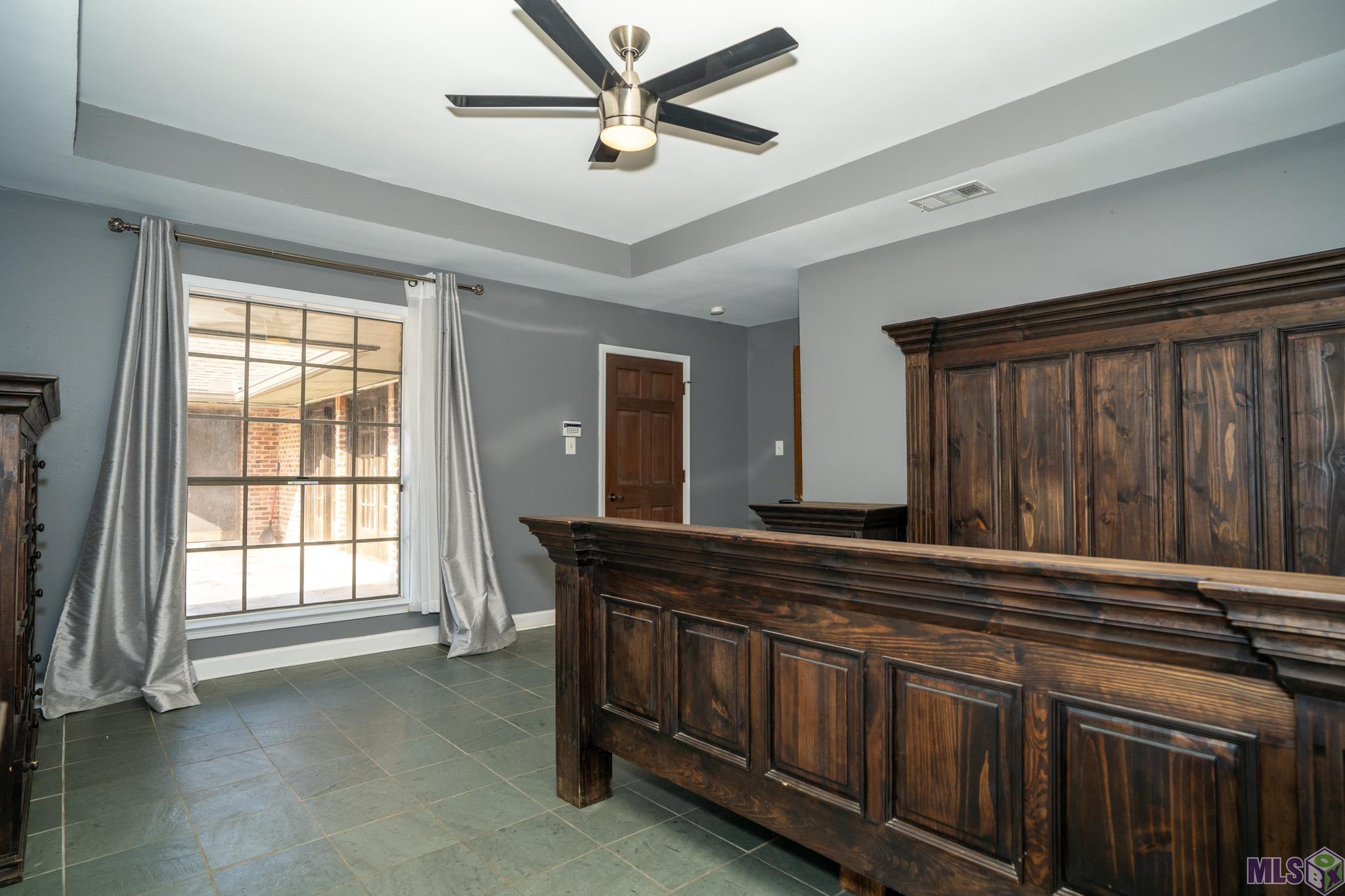 3736 Sessions Drive Baton Rouge, LA 70816 - Photo 13 of 34