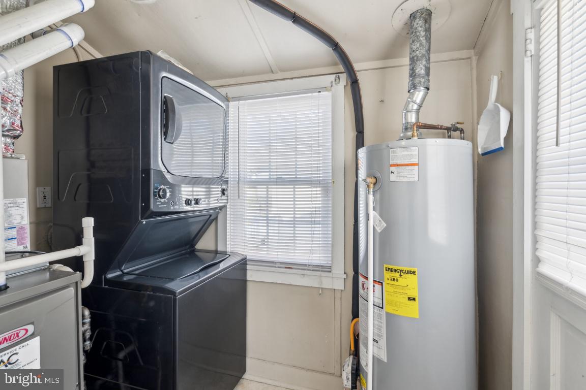 247 D Street Carneys Point, NJ 08069 - Photo 10 of 25 Gallery Image 10