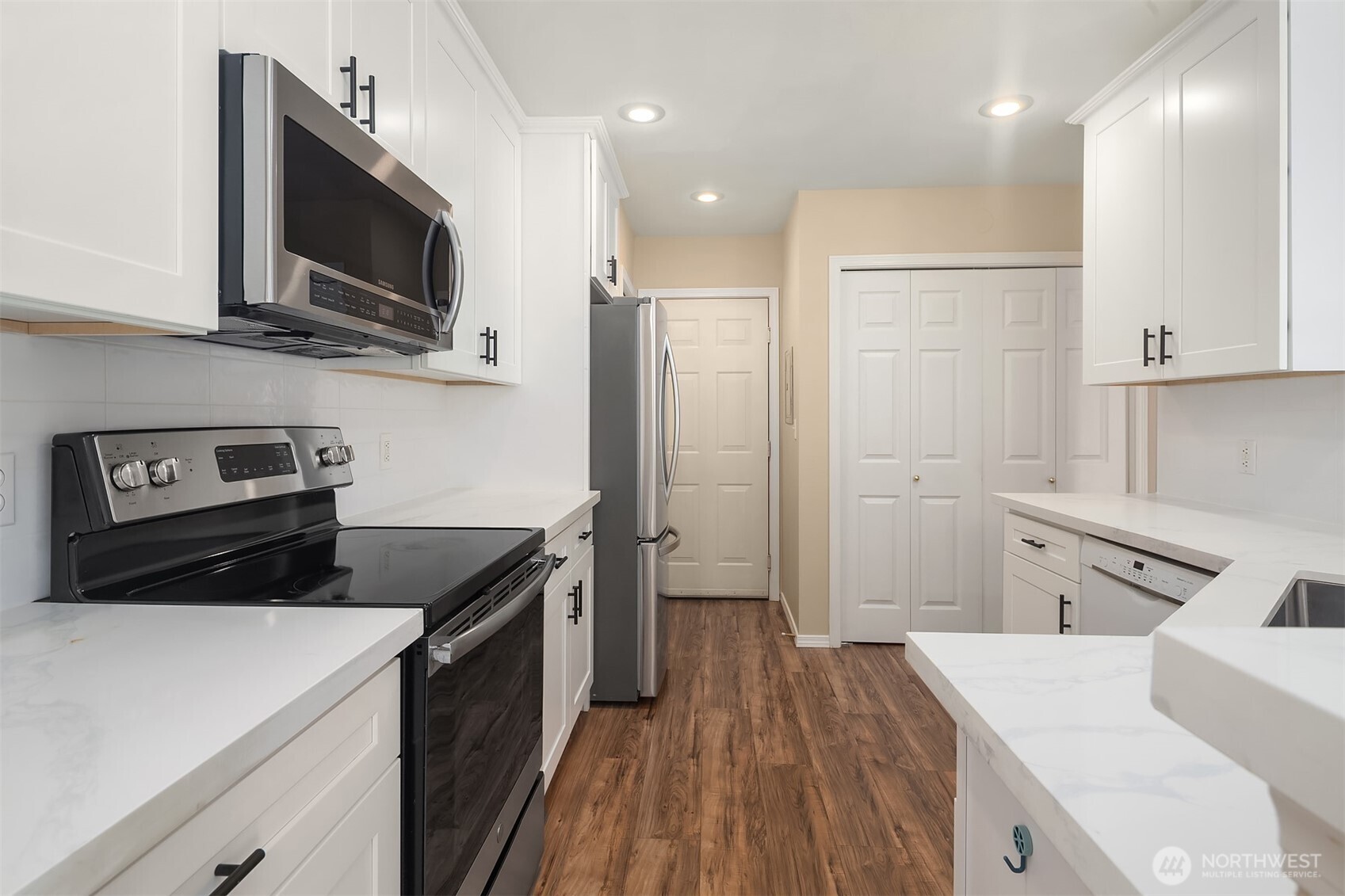 23131 15th Avenue Southeast, Unit H2 Bothell, WA 98021 - Photo 18 of 37 Gallery Image 18