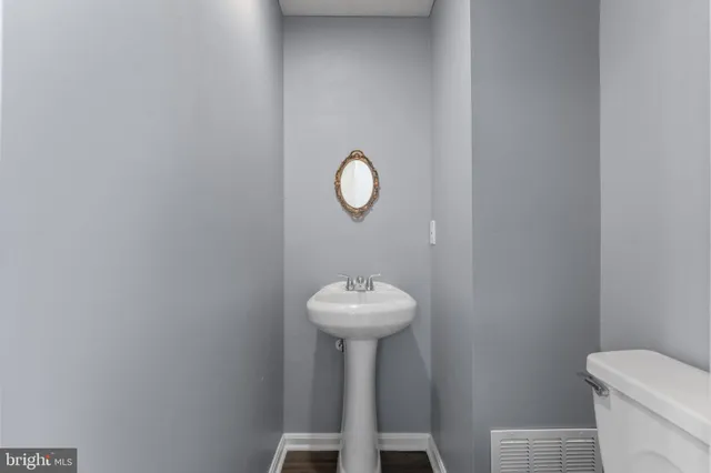 $360,000 | 4043 Silver Park Terrace, Suitland, MD 20746