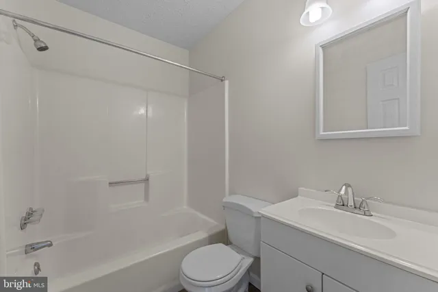 $360,000 | 4043 Silver Park Terrace, Suitland, MD 20746